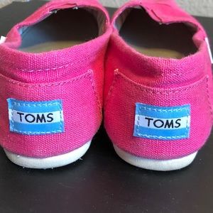 TOMS pink flats